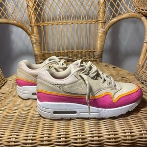 Wmns Air Max 1 'Double Layer - Pink'